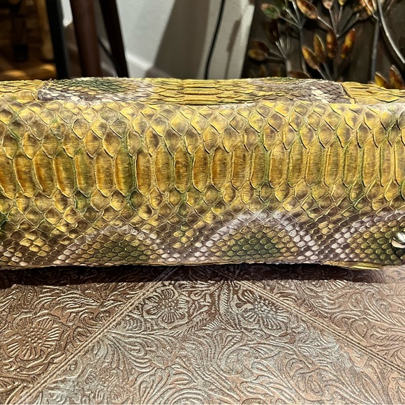 Genuine Python Leather Bag - Picture 9 of 12